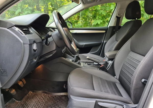 Skoda Octavia cena 59900 przebieg: 87749, rok produkcji 2019 z Łódź małe 407